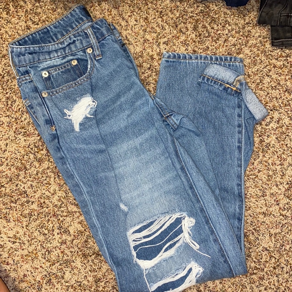 AERO boyfriend jeans with patched rips